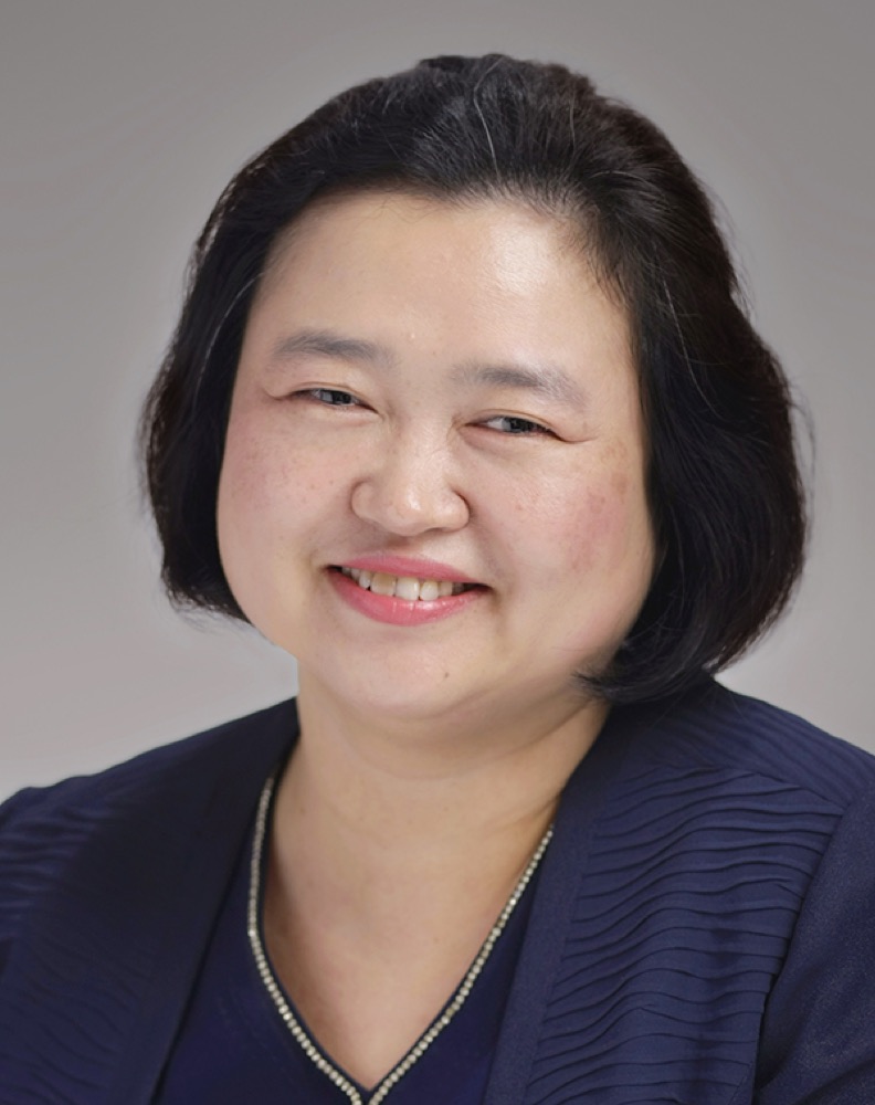 Professor Ying Han